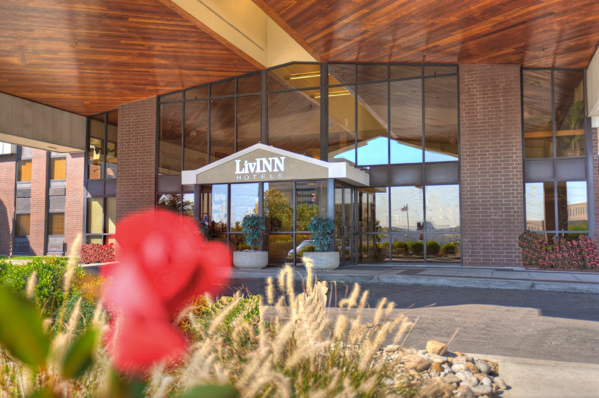 Livinn Hotel Cincinnati North/ Sharonville Exterior foto